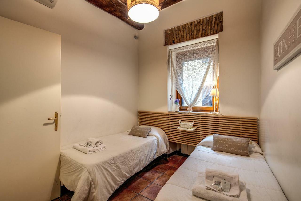 Moro Magenta 1 Casa E Appartamento Per Vacanze Rome Extérieur photo